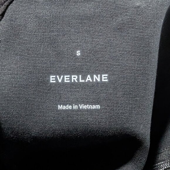 Everlane | The Dream V-Neck Tank Top In Black - Picture 6 of 12